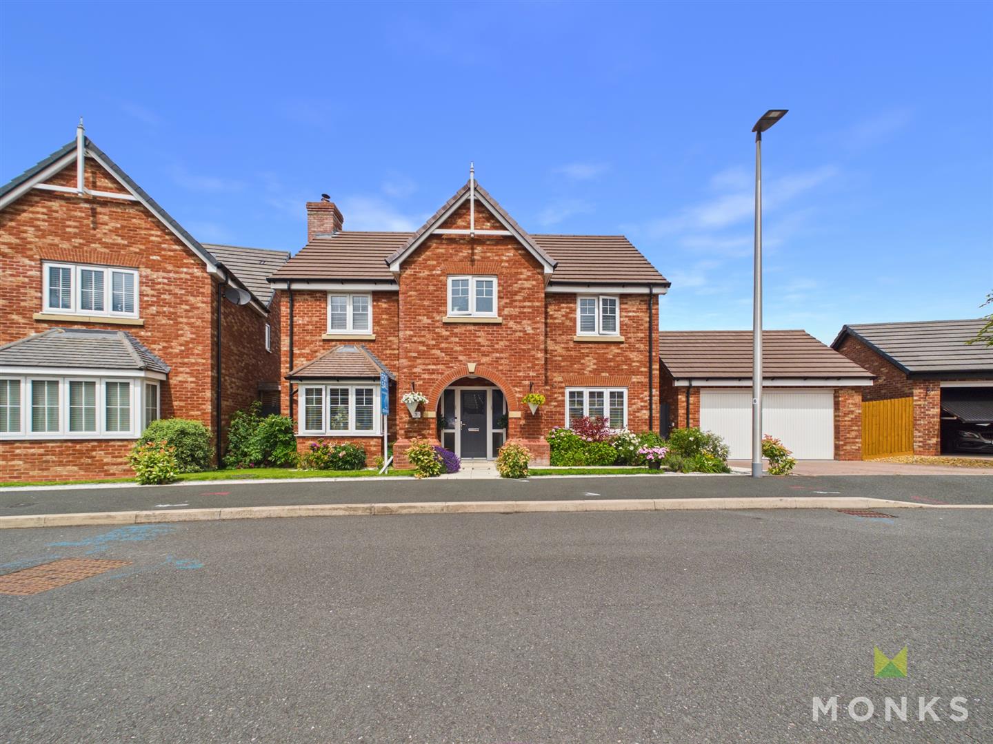 5 Abbot Drive, Shrewsbury, SY4 4FF For Sale